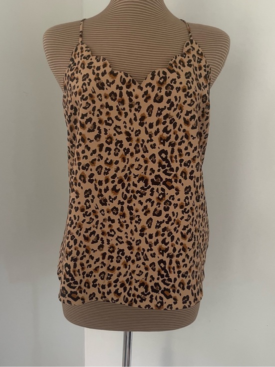 J. Crew Tops - J Crew Leopard Print Scallop Edge Cami Top size 8